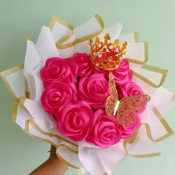 Ramo de 10 rosas eternas + corona