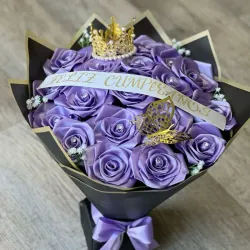 Ramo de 20 rosas+cinta+corona