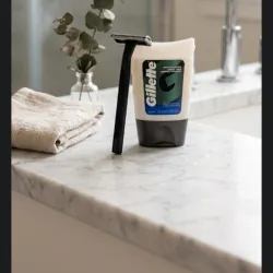 Juego de crema pos afeitado y maquina de afeitar