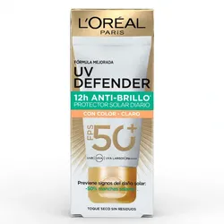 Protector solar L’Oréal FPS50 con color tono claro