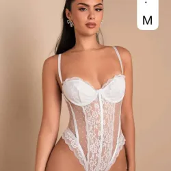 🤍 Body blanco encaje + lunares – Talla M