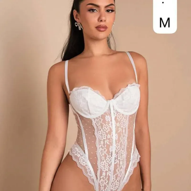 🤍 Body blanco encaje + lunares – Talla M