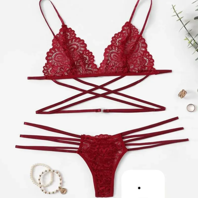🔴 Conjunto de lencería roja encaje + tiras cruzadas – Talla S