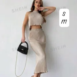 ✨️Conjunto Plisado Satinado Champán - Top Crop de Cuello Halter y Falda Midi de Cintura Alta