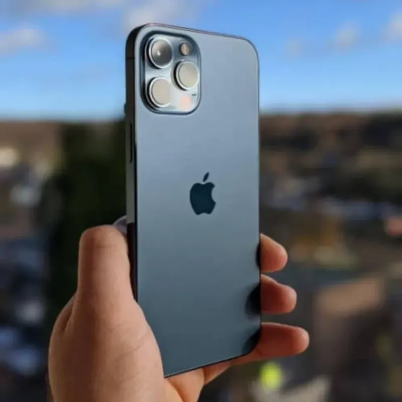 📱 iPhone 15 Pro Max 256 GB libre – Dual SIM