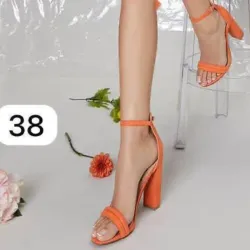 👠 Sandalias naranjas de tacón alto
