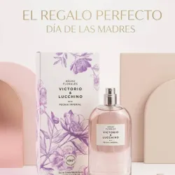 Set "Capricho de Flores y Chocolate": La combinación que mamá sueña. Sorprende este Día de las Madres con una experiencia que deleita todos los sentidos. Este exclusivo combo une la sofisticación de Victorio & Lucchino y su Agua Floral N°4 Peonía Imperial, un aroma suave y luminoso que envuelve la piel en elegancia, con la dulzura inconfundible del chocolate Milka Choco & Biscuit. Es el regalo ideal para quien merece un momento de paz, belleza y un toque de placer dulce.