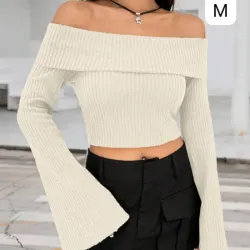 🌟 Top Off-Shoulder + Mini Falda – Feminidad con actitud y estilo