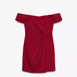 ♥️👗Vestido Mini Zara "Red Velvet" — Escote Bardot con Detalle de Drapeado y Estructura — Talla M