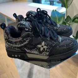 Louis Vuitom Negras con Perlas