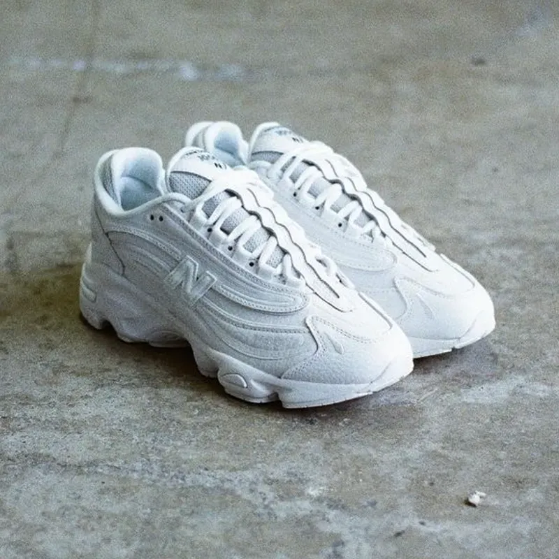 New Balance 1000 Blancas