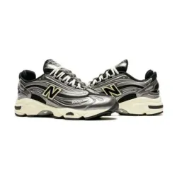 New Balance 1000