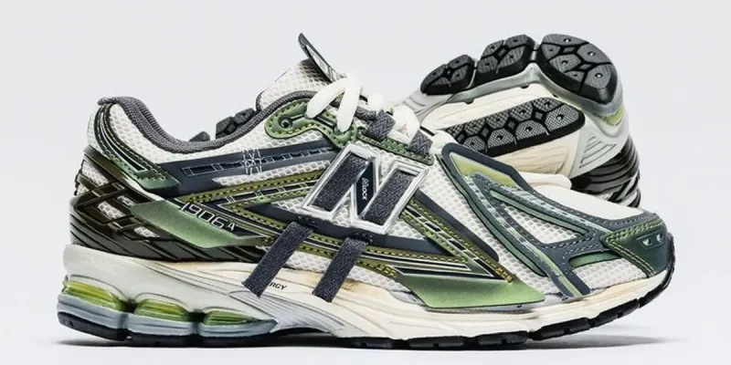 New  Balance 1906 Blancas y Verdes