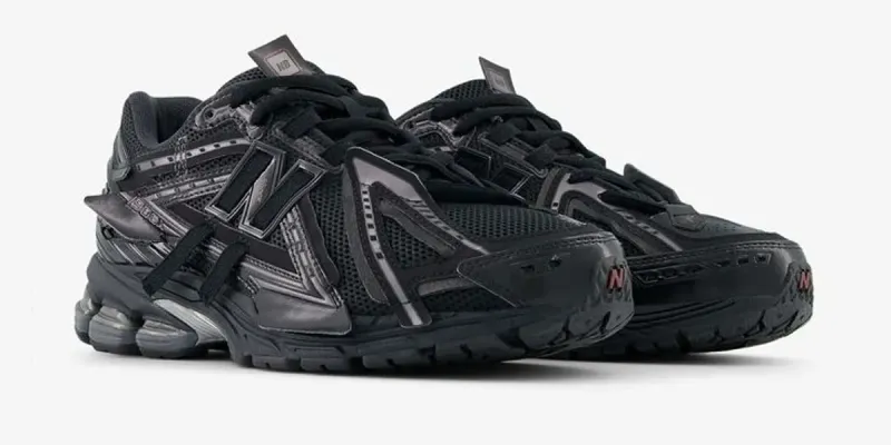 New Balance 1906 Negras