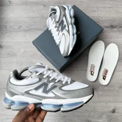 New Balance 2000 Gris y Azul