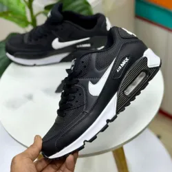 Nike Air Max Negras y Blancas