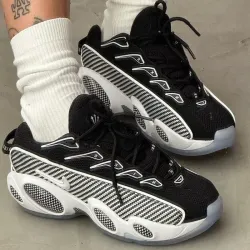 Nike Air Noctas Negras y Blancas