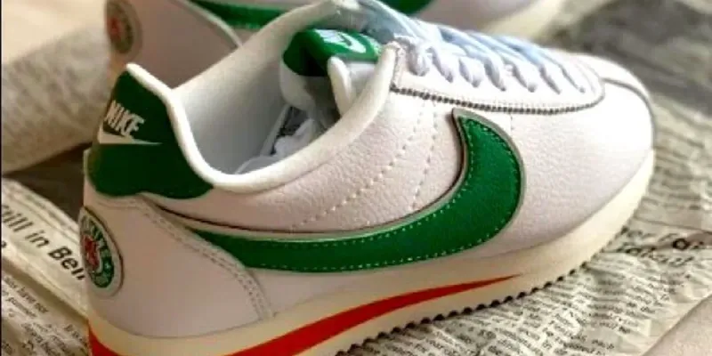 Nike Cortés Blancos y Verdes 