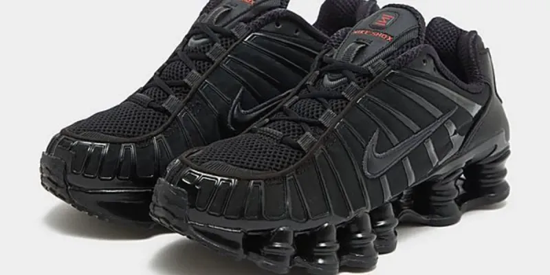 Nike de Muelles Negros