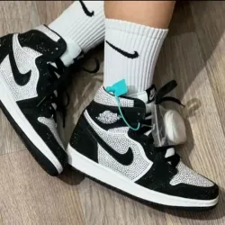 Nike Jordan 1 Hight Negras y Blancas