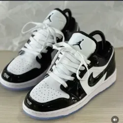 Nike Jordan Low Panda