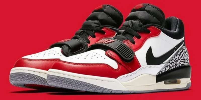 Nike Jordan Retro 3 Legacy Chicago 