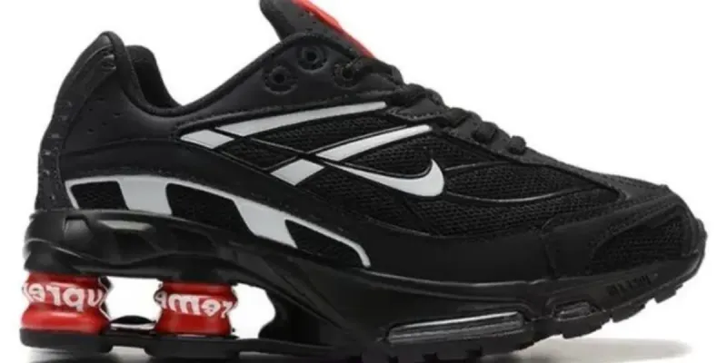 Nike Shox 4 Muelles Negras y Rojas