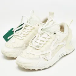 Off- White Blancas