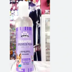 Shampoo repelente de pulgas