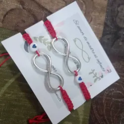 Pulseras tejidas con signo del infinito