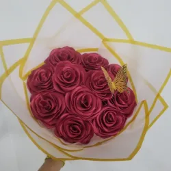 Ramo de 11 rosas eternas