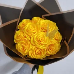 Ramo de 11 rosas eternas