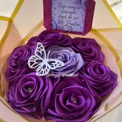 Ramo de 7 rosas eternas