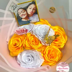 Ramo de 8 rosas eternas