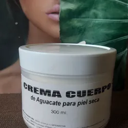 Crema corporal de aguacate  300 ml