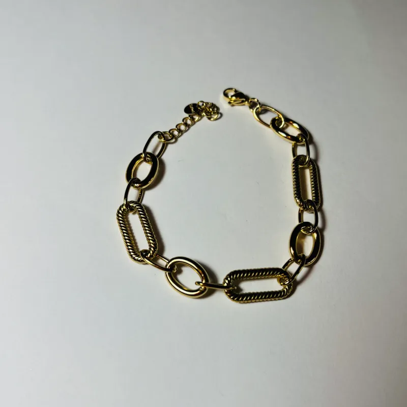 Pulsera Dorada 