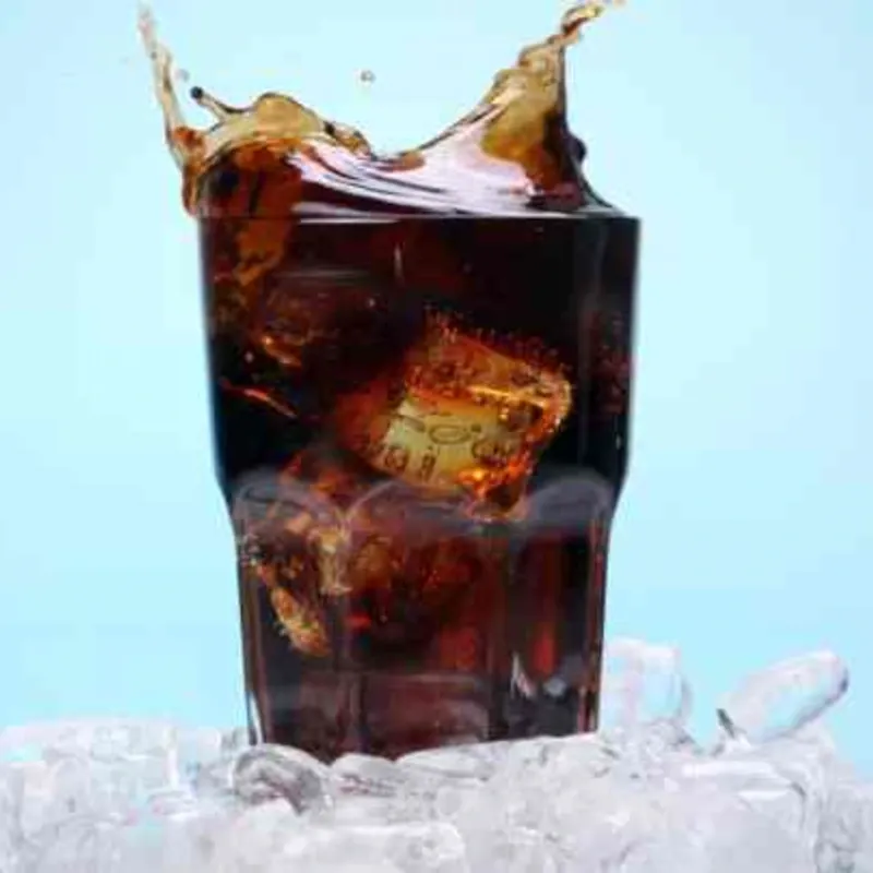 12 LATAS DE REFRESCO COLA FLORIDITA