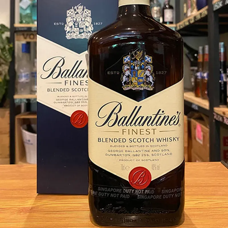 BOTELLA DE BALLANTINES WHISKEY 🍾