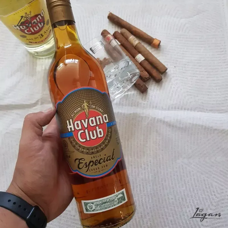 BOTELLA DE RON HAVANA CLUB AÑEJO ESPECIAL
