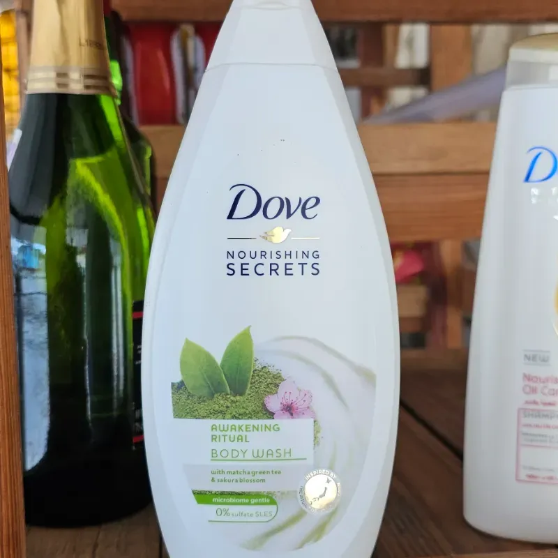 CHAMPOO DOVE + GEL DE BAÑO DOVE