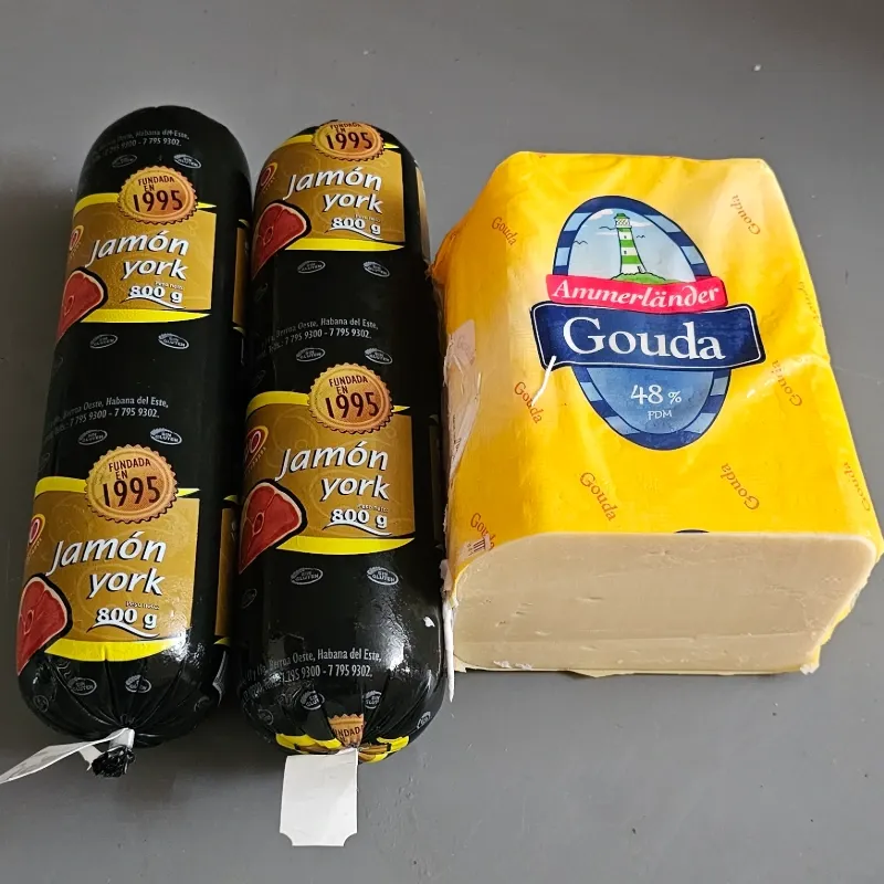 COMBO DE 2 JAMONES YORK Y MITAD QUESO GOUDA