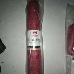 Salami importado de 3.3 libras(1.5 kg)
