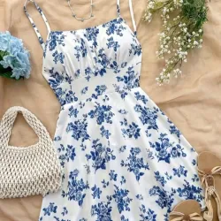 Vestido corto de moda para mujer