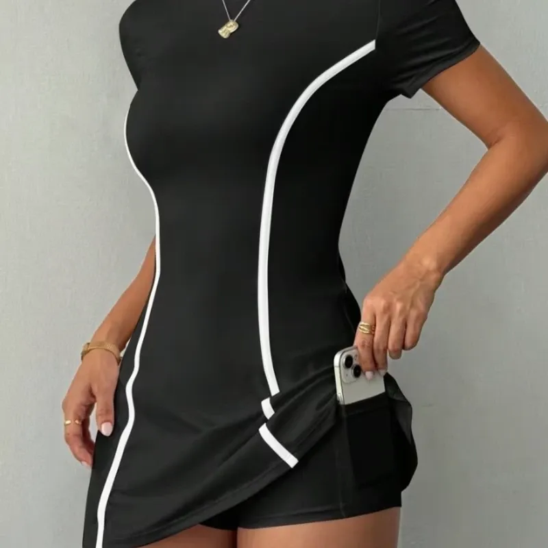 Vestido corto deportivo