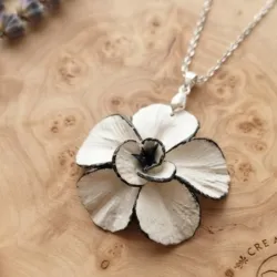 Collar amapola Ivory Bloom