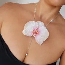 Collar — “Orquídea Central XL”