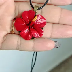 Dije marpacifico Rojo