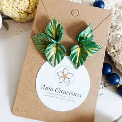Hojas de Antonia