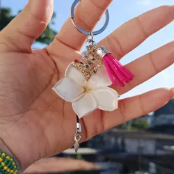 Llavero o charms para bolso: Flor de Nácar & Destellos"