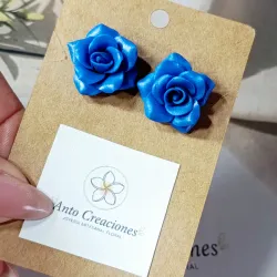 Pendientes de Botón: Rosas Azul Eléctrico